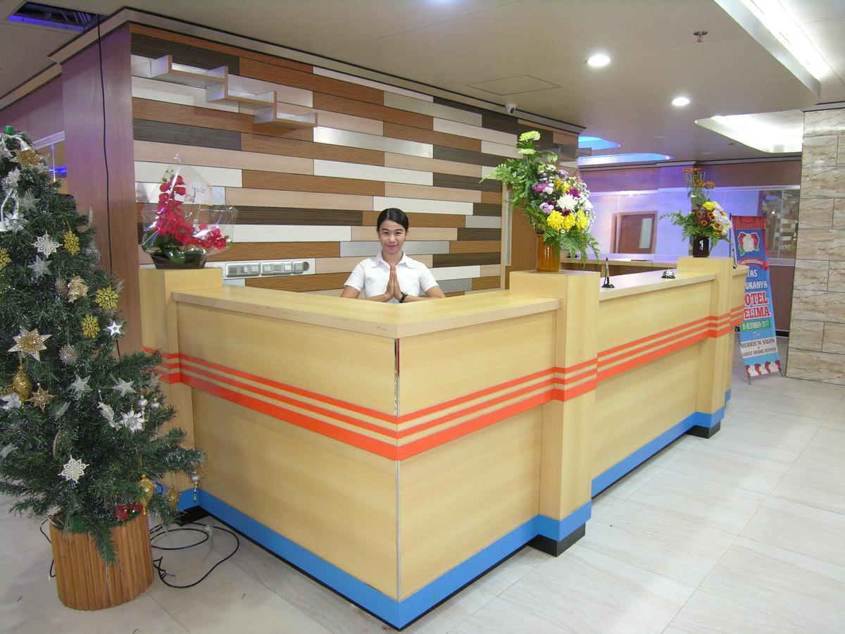 Hotel Delima Banjarmasin  Eksteriør billede