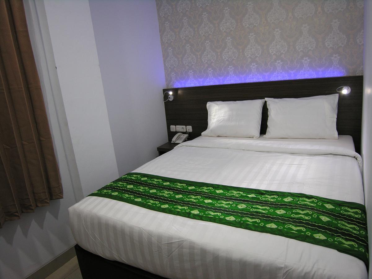 Hotel Delima Banjarmasin  Eksteriør billede